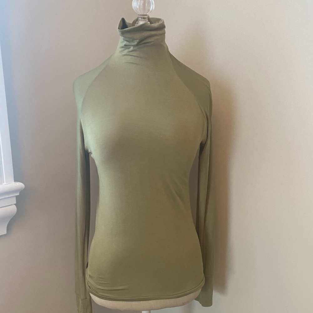Turtle neck